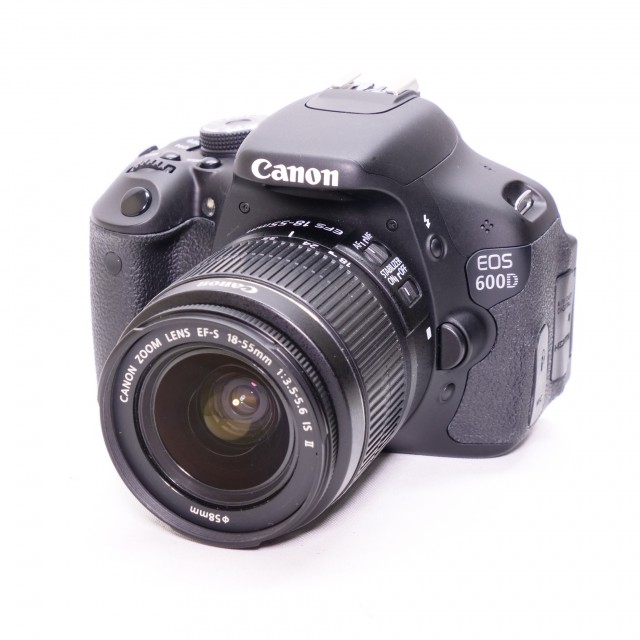 Canon Used Canon EOS 600D DSLR with 18-55mm lens