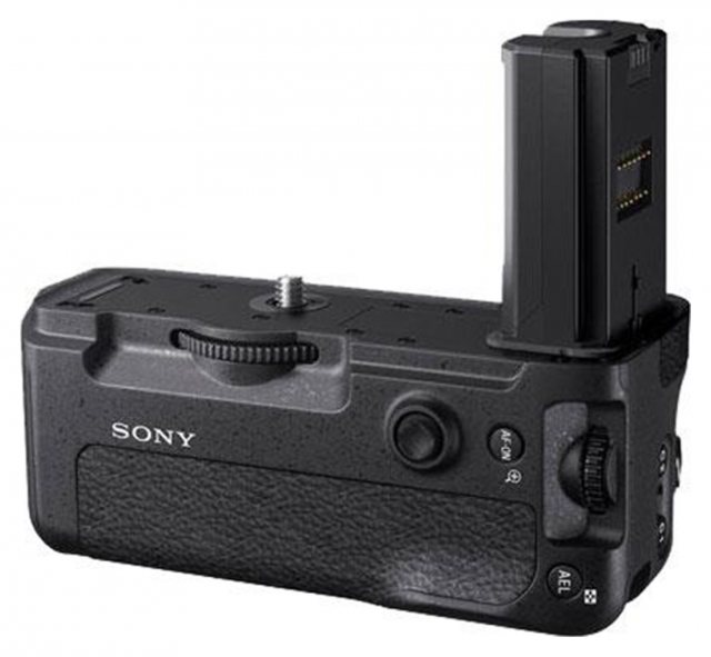 Sony VG-C3EM Battery Grip for Alpha 9 and A7RIII