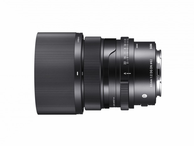 The new I Series range from Sigma, three more DG DN mirrorless exclusive prime lenses.