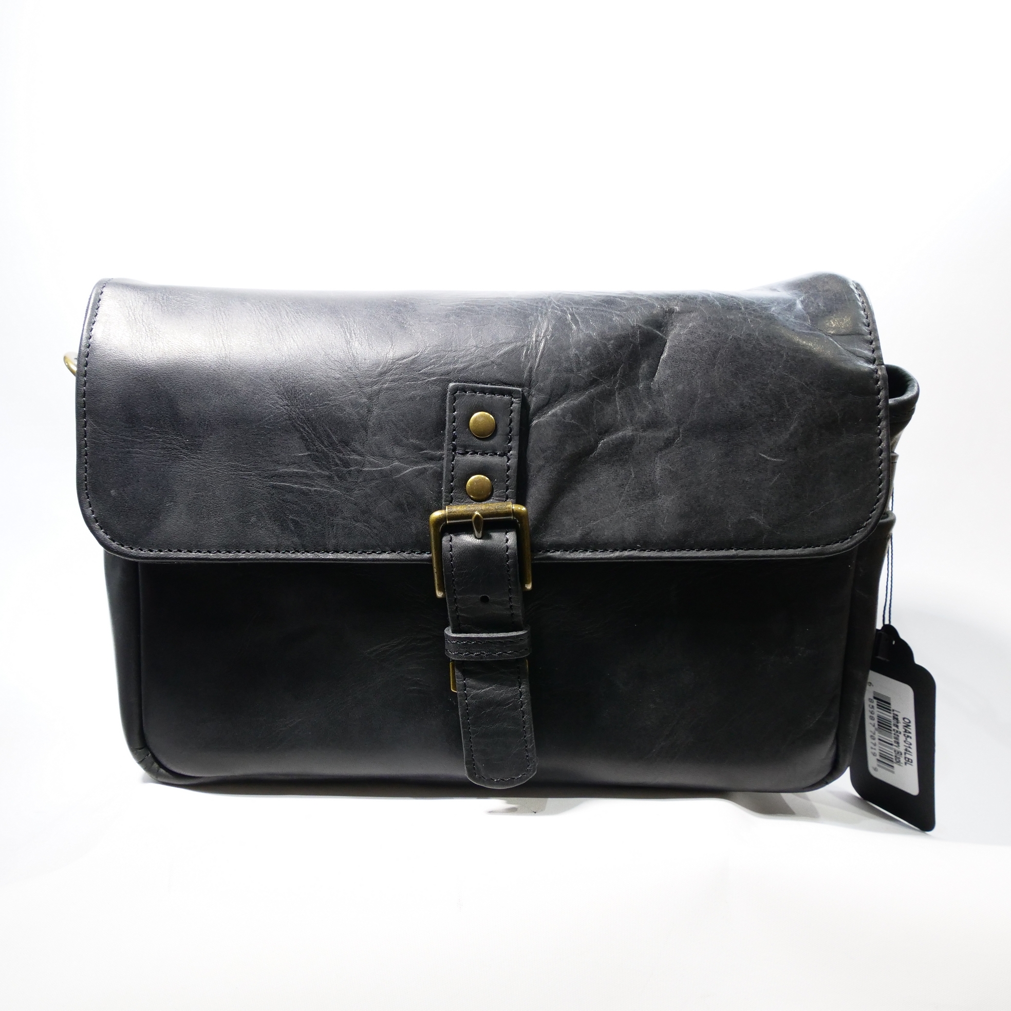 Ona Bowery Messenger Bag, Black Leather | £279.00 - Castle Cameras