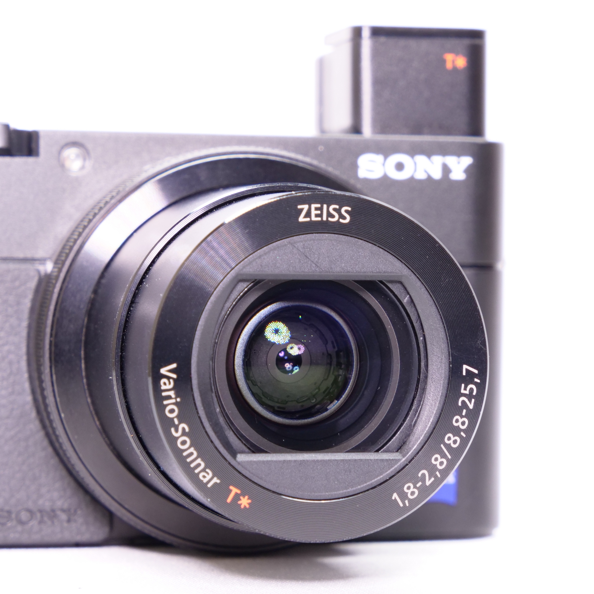 Used Sony Cybershot RX100 Mk V digital compact camera £529 Castle