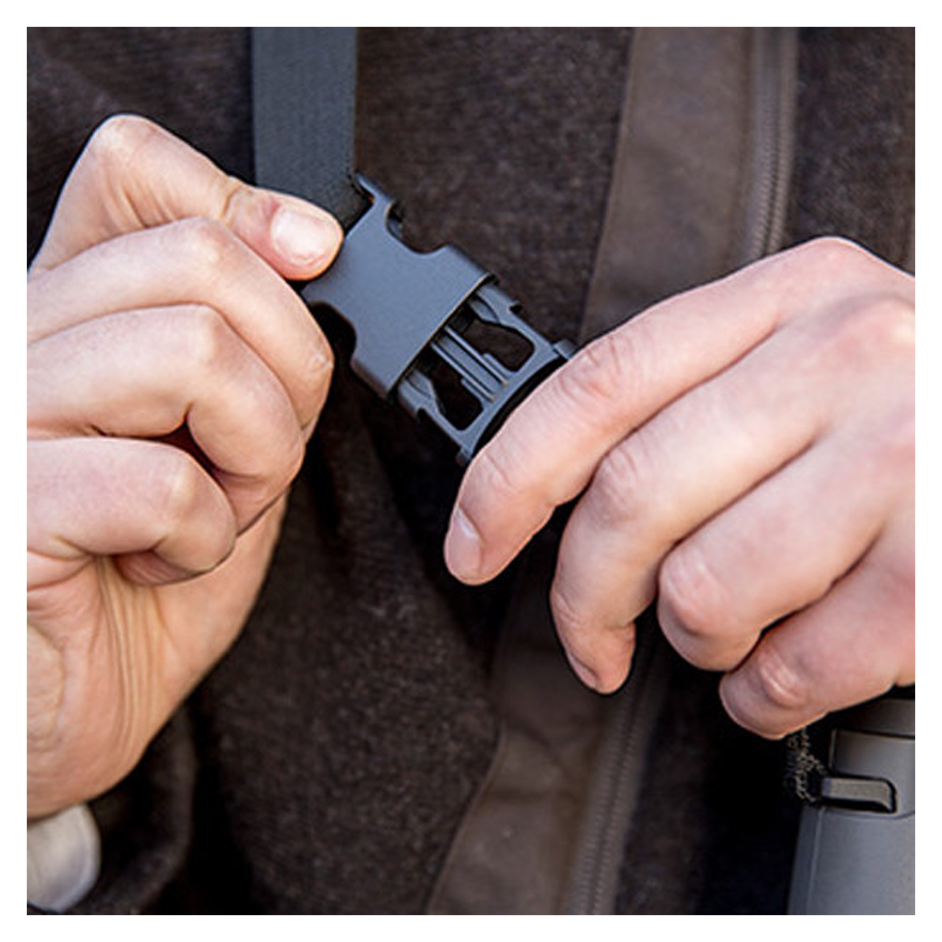 Zeiss Binocular Harness £44.90 Castle Cameras