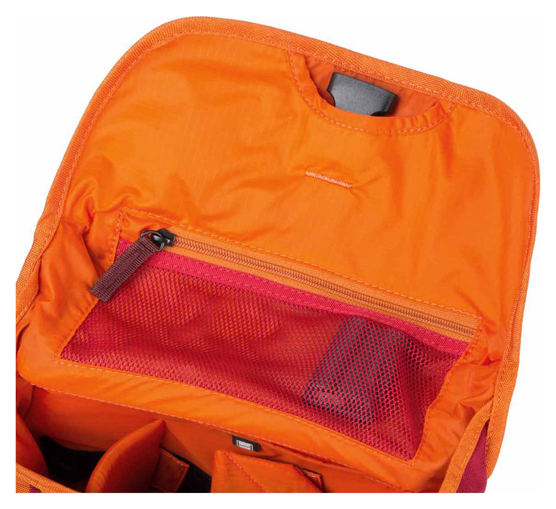 crumpler proper roady half photo