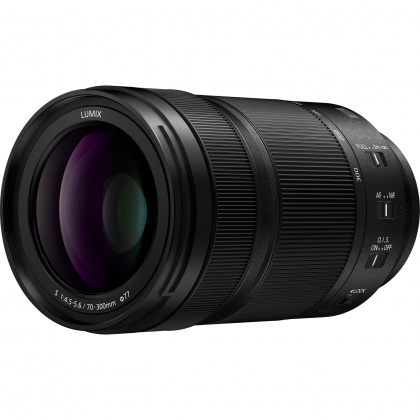 Panasonic Lumix S 70-300mm f4.5-5.6 Macro OIS L-Mount lens Panasonic Lumix S 70-300mm f4.5-5.6 Macro OIS L-Mount lens