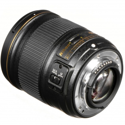 Nikon AF-S 28mm f1.8G lens Nikon AF-S 28mm f1.8G lens