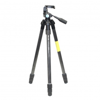 Slik Pro CF-833 Tripod with 737HD Fluid Head and case
