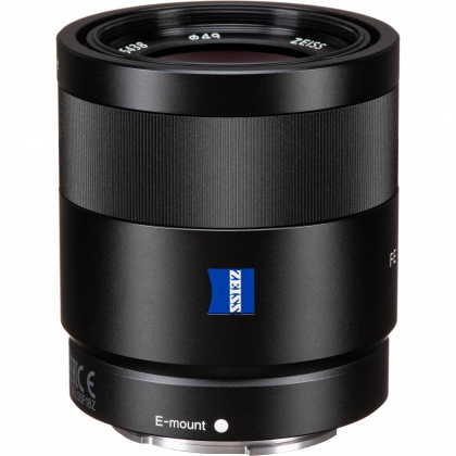 Sony FE 55mm f1.8 Zeiss Sonnar lens Sony FE 55mm f1.8 Zeiss Sonnar lens