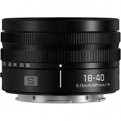 Panasonic 18-40mm Compact standard L-Mount zoom lens, Black Panasonic 18-40mm Compact standard L-Mount zoom lens, Black