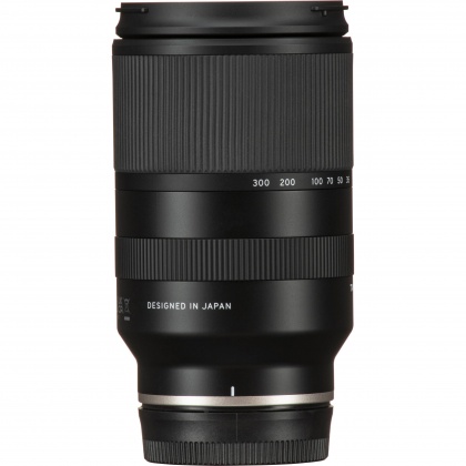 Tamron 18-300mm F3.5-6.3 Di III-A VC VXD for Canon EOS RF-S Tamron 18-300mm F3.5-6.3 Di III-A VC VXD for Canon EOS RF-S