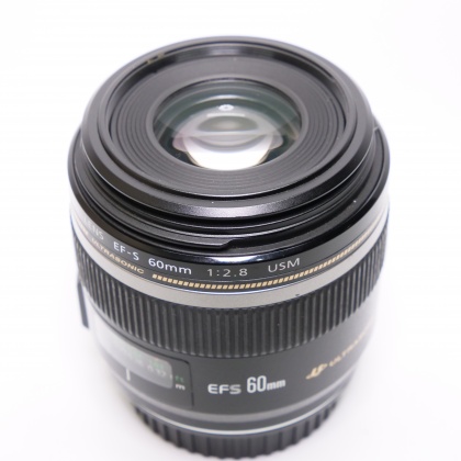Used Canon EF-S 60mm f2.8 USM lens Used Canon EF-S 60mm f2.8 USM lens