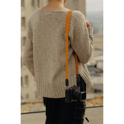 Peak Design Form Leather Camera Standard Strap, Amber Peak Design Form Leather Camera Standard Strap, Amber
