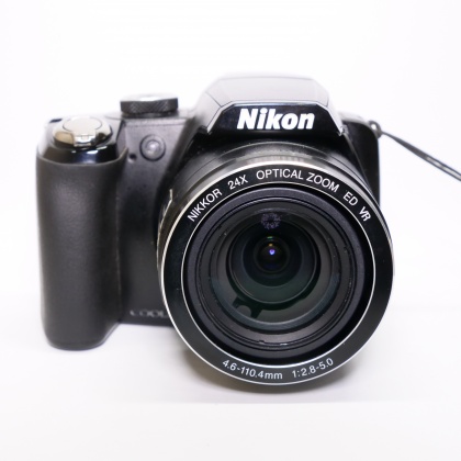 Used Nikon Coolpix P90 bridge camera Used Nikon Coolpix P90 bridge camera