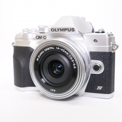 Used Olympus OM-D E-M10 Mk IV Mirrorless camera with 14-42mm lens