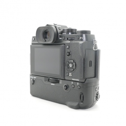Used Fujifilm X-T2 Mirrorless camera body, black with VG-XT2 Battery Grip