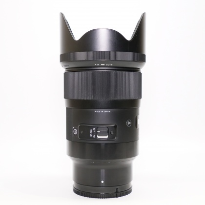 Used Sigma 35mm f1.4 DG Art lens for Sony Alpha Used Sigma 35mm f1.4 DG Art lens for Sony Alpha