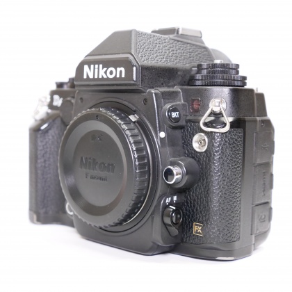 Used Nikon Df Full frame DSLR body Used Nikon Df Full frame DSLR body