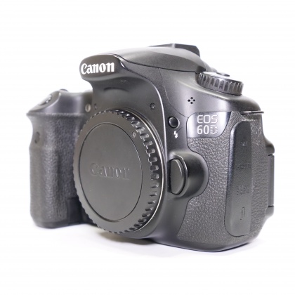 Used Canon EOS 60D DSLR body Used Canon EOS 60D DSLR body