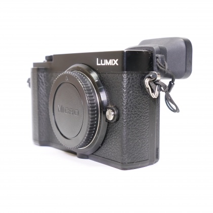 Used Panasonic DC-GX9 Mirrorless camera body Used Panasonic DC-GX9 Mirrorless camera body