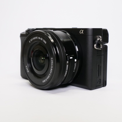 Used Sony Alpha 6400 Mirrorless camera with 16-50mm lens