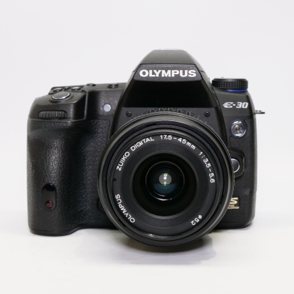 Used Olympus E-30 DSLR with 17.5-45mm lens