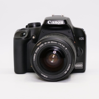 Used Canon EOS 1000D DSLR with 18-55mm lens