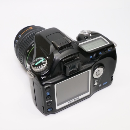 Used Pentax Ist D L2 DSLR with 18-55mm lens