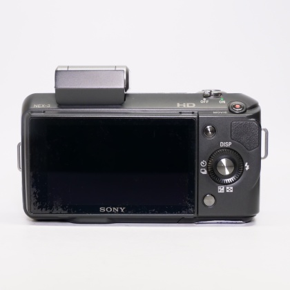 Used Sony NEX-3 Mirrorless camera with 18-55mm lens