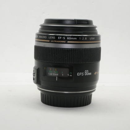 Used Canon EF-S 60mm f2.8 Macro lens Used Canon EF-S 60mm f2.8 Macro lens