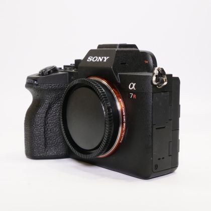 Used Sony Alpha 7 IV Full frame Mirrorless amera body