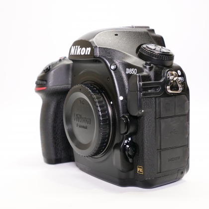 Used Nikon D850 Full frame DSLR body
