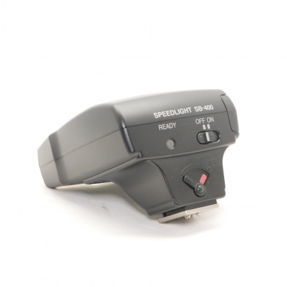Used Nikon Speedlight SB400 Flash