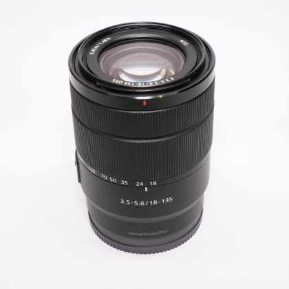 Used Sony E 18-135mm f3.5-5.6 lens