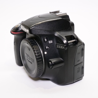 Used Nikon D3300 DSLR body Used Nikon D3300 DSLR body