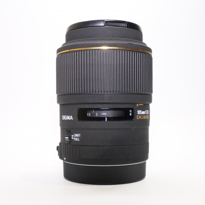 Used Sigma EX 105mm f2.8 Macro lens for Canon EOS Used Sigma EX 105mm f2.8 Macro lens for Canon EOS