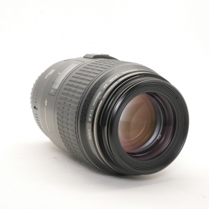 Used Canon EF 100mm f2.8 USM Macro lens Used Canon EF 100mm f2.8 USM Macro lens