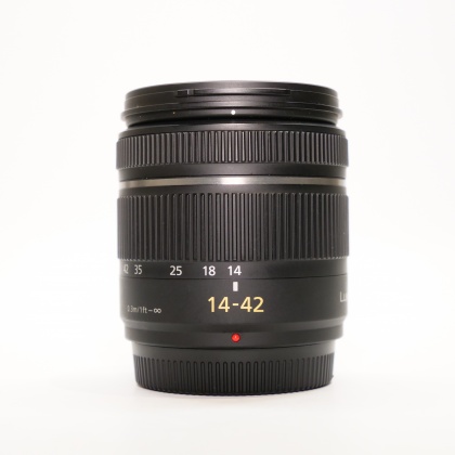 Used Panasonic Lumix G Vario 14-42mm f3.5-5.6 OIS lens