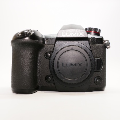 Used Panasonic Lumix DC-G9 Mirrorless camera body