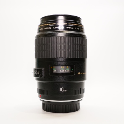 Used Canon EF 100mm f2.8 USM macro lens