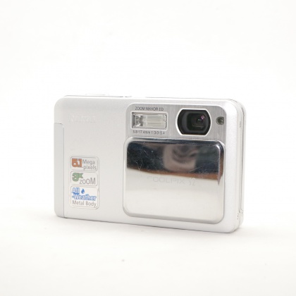 Used Nikon Coolpix S2 Digital compact camera Used Nikon Coolpix S2 Digital compact camera