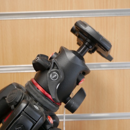 Used Manfrotto 190 GO! Alu Tripod with Manfrotto Pro BH-Q2 head