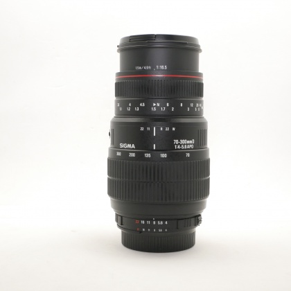 Used Sigma AF-D 70-300mm f4-5.6 APO lens for Nikon