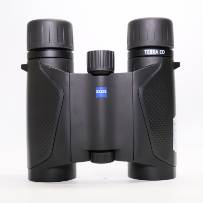 Used Zeiss Terra ED 10x25 binoculars Used Zeiss Terra ED 10x25 binoculars