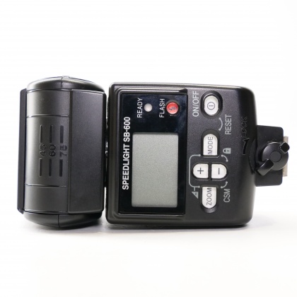 Used Nikon Speedlight SB-600
