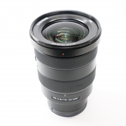 Used Sony FE 135mm f1.8 GM lens