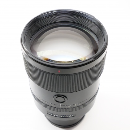 Used Sony FE 16-35mm f2.8 GM lens