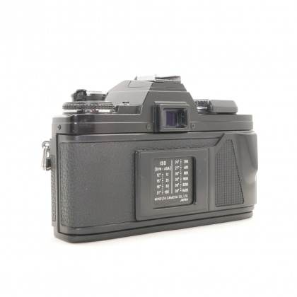 Used Minolta X-700 35mm SLR with 50mm lens Used Minolta X-700 35mm SLR with 50mm lens