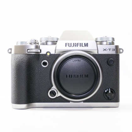 Used Fujifilm X-T3 Mirrorless Camera Body Used Fujifilm X-T3 Mirrorless Camera Body