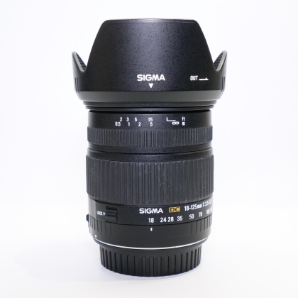 Used Sigma 18-125mm f3.5-5.6 DC lens for Canon EOS
