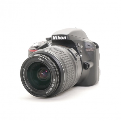 Used Nikon D3300 DLSR with 18-55mm lens