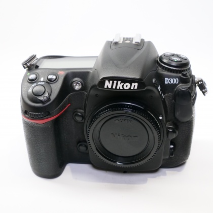 Used Nikon D300 DSLR body